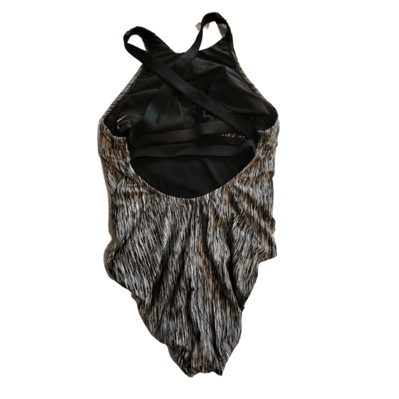 Nike Rush Heather High Neck One-Piece Swimsuit - Picture 2 of 3